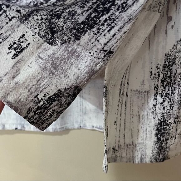 EILEEN FISHER Tencel Printed High-Low Top White Gray Purple Women’s Size Medium - Picture 6 of 8